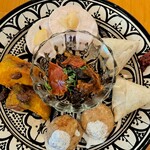 クラフトビールとモロッコ料理 ホップとリップ - 