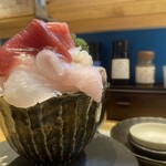 シハチ鮮魚店  狸COMICHI店 - 