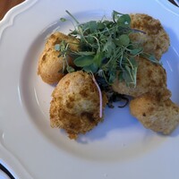 Rossi - 鱧のスパイスフリット オクラのカポナータ