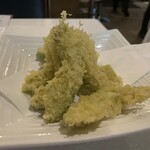 Wasabi Bistro - アボカド天ぷら　6p ＄12.00