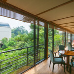 ふなや - 庭園を望むティーラウンジ「こもれび」