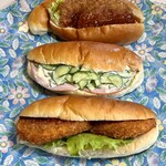 ずんちゃんパン - 上から　コロッケパン　ハムキュー　メンチカツパン