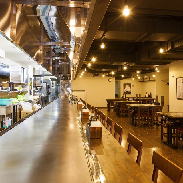 座席 : お好み焼みっちゃん総本店 じぞう通り店 - 中電前/お好み焼き