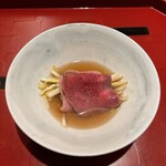 WAGYU USHITOMI - 牛タンのしゃぶしゃぶ、白ニラ