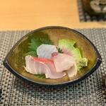 252185951 - 『お造り 旬の鮮魚(金目鯛、はた、シマアジ)』