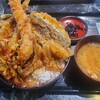 さかな屋食堂ウロコジュウ