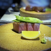 日本料理 TOBIUME - ＊お肉の断面に見惚れますね。見るからに美味しそう。(^_^)