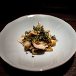 鮨ノ蔵 - つぶ貝　薬味和え