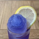 Leonids Cafe - 氷がバラの形です♪