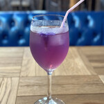 Leonids Cafe - トリニティ バタフライ（混ぜるとワインレッドに❤️）