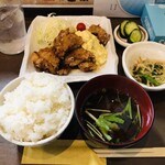 家庭料理居酒屋 よってって - ♪チキン南蛮定食 ¥700