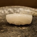 志げる鮨 - 剣先イカ　酢橘