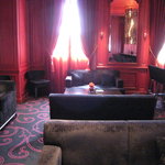 ガストロノミー ジョエル・ロブション - お城のゴージャスな待合室