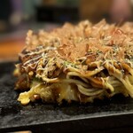 Moegi - 「モダン焼き」＋ 油かす トッピン具 ٩( °ꇴ °)۶━╹̻╹̻｡