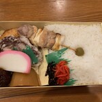 蒲田鳥久 東口店 - 特製弁当(800円)