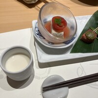 豆富料理と吟醸せいろ蒸し 八かく庵 大阪ステーションシティ店 - 豆乳ドリンク