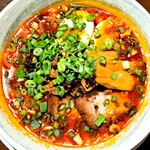 ネワ屋 - 山椒担々麺。2辛の「hot」は、私にとって、スープが普通に飲めて辛さを楽しめるレベル。