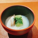 Syn - 冬瓜と千葉のいすみの蛤のスープ