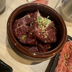 和牛ホルモンとタレ漬け焼肉 壺ほる - タレ漬けハラミ1580円（税抜）