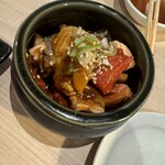 和牛ホルモンとタレ漬け焼肉 壺ほる - つぼホルMIX1280円（税抜）