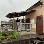 薪窯ナポリピッツァ ゴルゴン - 店構え