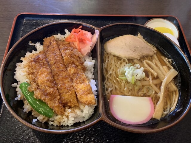 あたご食堂 - 西米沢（食堂）の写真