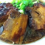 上海菜 - 角煮ラーメン￥650　角煮拡大