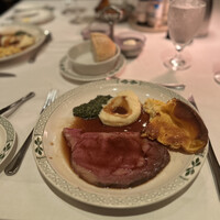 ロウリーズ・ザ・プライムリブ 恵比寿ガーデンプレイス店 - 