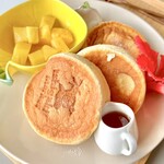 ISHIGAKI MARKET - 石垣産パイナップルパンケーキ