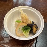 岩井屋 - おかず多くてご飯が進む〜