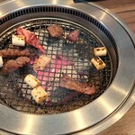 炭火焼肉 久 - 