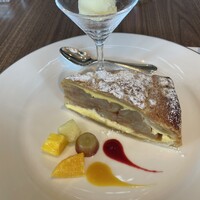 ポム・ダダン - 