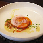 il tram - 豚バラ肉のロースト ひよこ豆のソース