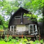 Une Fleur - Une Fleur （ユンヌフルール）バルコニー側。