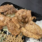 まるせい - 唐揚げは5切れ。