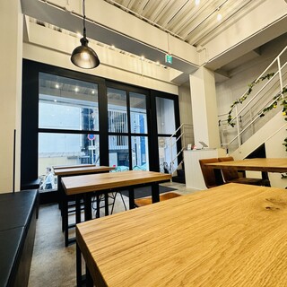 アクセス良◎全20席のこだわり空間。貸し切り対応いたします！