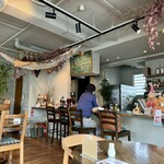 コロボック - オシャレな雰囲気のくつろぎ空間