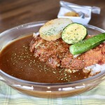 コロボック - スパイスカレー カツトッピング