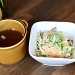 コロボック - スープとサラダ