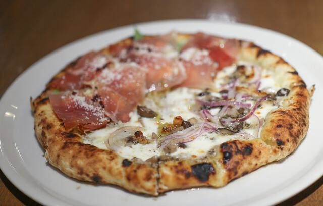 Motive Pizzeria E Caseificio, kambe, Japan