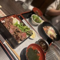 肉匠 牛虎 西中島店 - 
