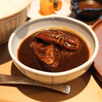 炭火焼肉 肉の匠 ひうち - 『和牛“限定”赤身ステーキ & ミニタンシチュー（100グラム）（1500円税込）』