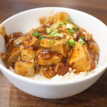 重慶料理 東々包 - セットの麻婆丼