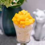 おかしやうっちー - 宮崎マンゴーのパフェ