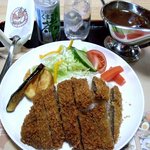 リゾート・イン - 料理写真:なんぷエゾカツカレー　950円