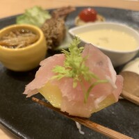 炭火とワインと純米酒 King Momo - 