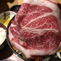 黒毛和牛のすき焼き定食