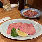 焼肉ホルモン金樹 - 