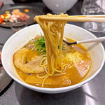 Japanese Soba Noodles 蔦 - 麺は自家製の中細麺