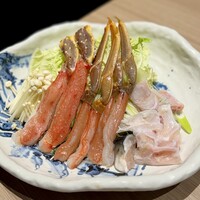 蟹たくみ - 蟹河豚鍋 ズワイガニ・タラバガニ・河豚・野菜